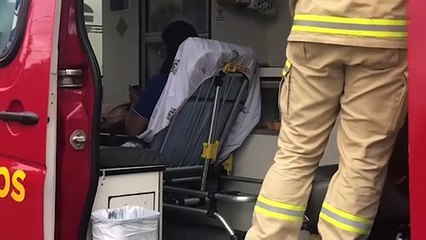 Homem é socorrido pelo Siate no Bairro Canadá, em Cascavel