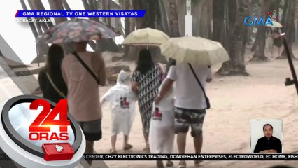 Pag-e-enjoy ng mga dumagsa sa Boracay, 'di napigil ng masamang panahon | 24 Oras