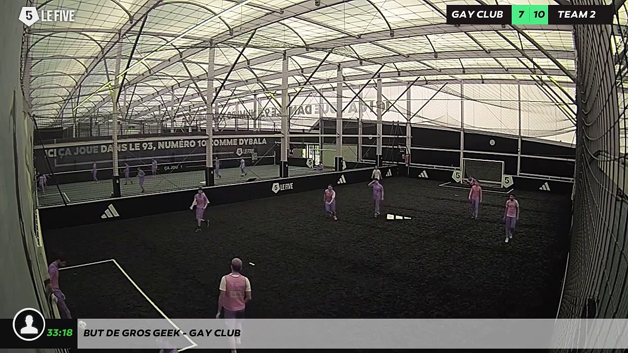 But de gros geek - gay club