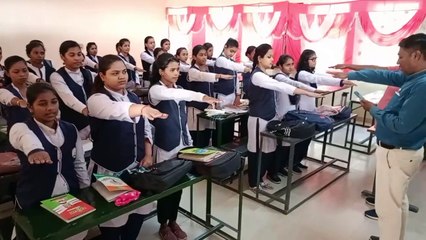 Video Story : छात्राओं ने कहा- जो शिक्षा और रोजगार की करेगा पैरवी, उसे देंगे अपना मत