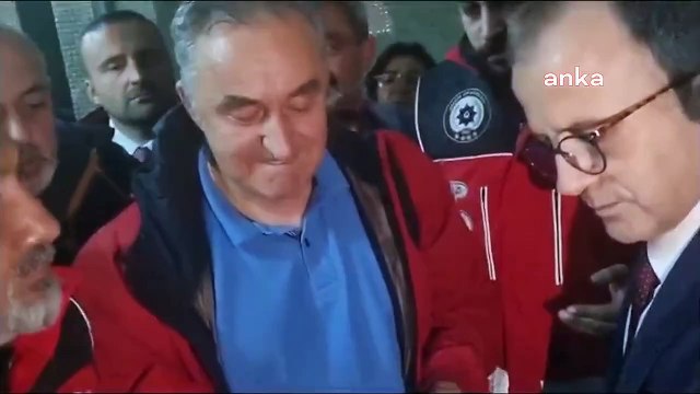 Gazeteci Tolga Şardan halkı yanıltıcı bilgiyi alenen yayma suçundan tutuklandı
