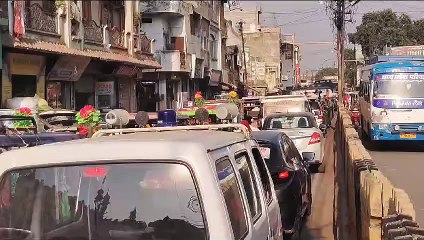 त्योहार के चले बाजारों में जाम, वाहन तो छोडि़ए पैदल निकलना मुश्किल