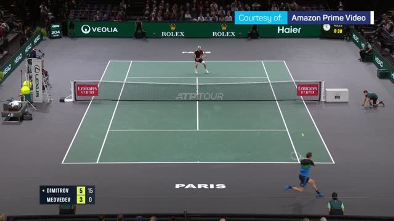 Dimitrov stuns Medvedev to reach Paris Masters last 16