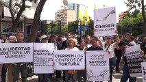 Activistas y familiares de presos políticos exigen el cierre de los 