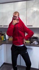 Ketika anak di jaga oleh ayahnya 