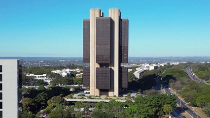 Copom corta a Selic para 12,25% ao ano