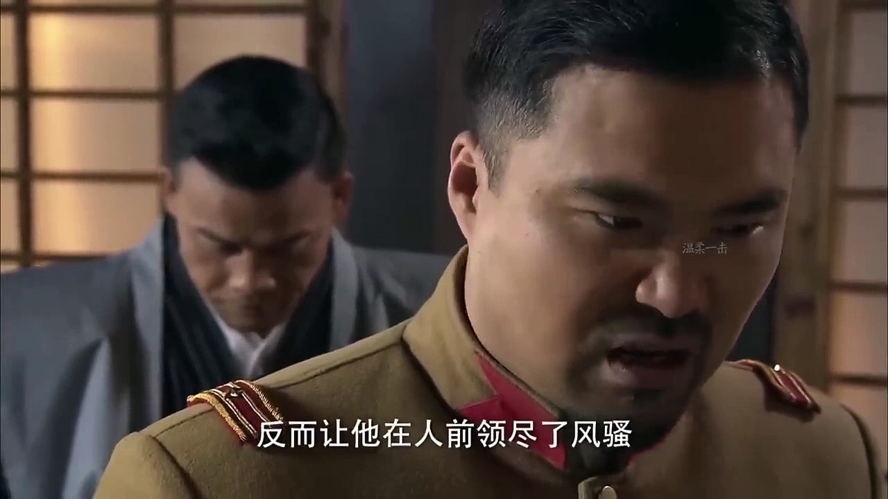 นักรบชั้นยอดเย่อหยิ่ง โกรธเจ้านายจนเตะเขาออกไปด้วยการโจมตีเพียงครั้งเดียว