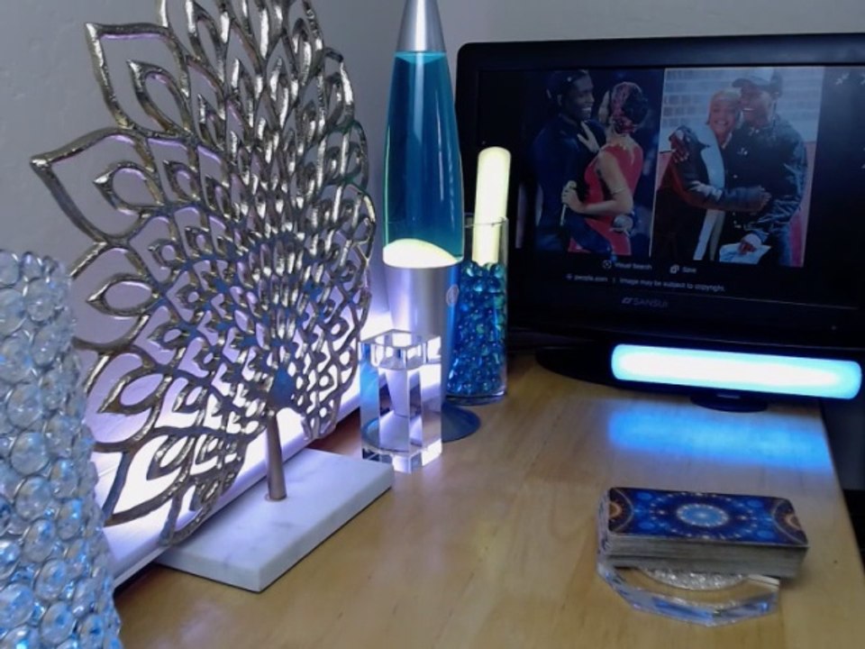 Rihanna and ASAP Rocky Tarot Series - Let's hang out with the Meyers and Discover the Ups and Downs of being New Parents, Hollywood and Love!