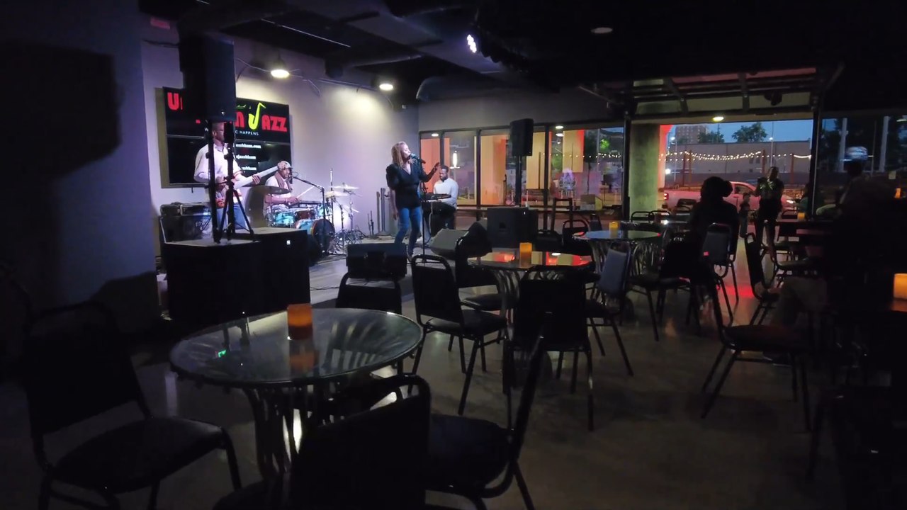 Travel Track On Sirk TV: UPTOWN JAZZ LOUNGE [Birmingham, Alabama] - Part II