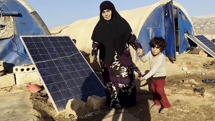 Muslim Offering Food to Total Strangers and Then Paying for All of Their Groceries