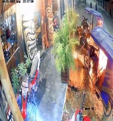 Extorsionadores arrojan bombas molotov a un restaurante en Sullana