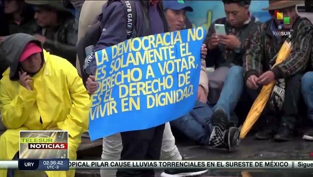 Tras un mes de protestas guatemaltecos mantienen protesta contra la fiscal general