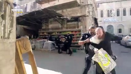 La police israélienne est intervenue contre les Juifs antisionistes à coups de matraque