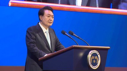 尹 "교육 혁신은 지역이 주도...중앙 권한 이전할 것" / YTN