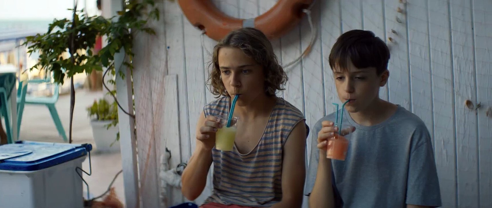 8 Tage im August Trailer DF