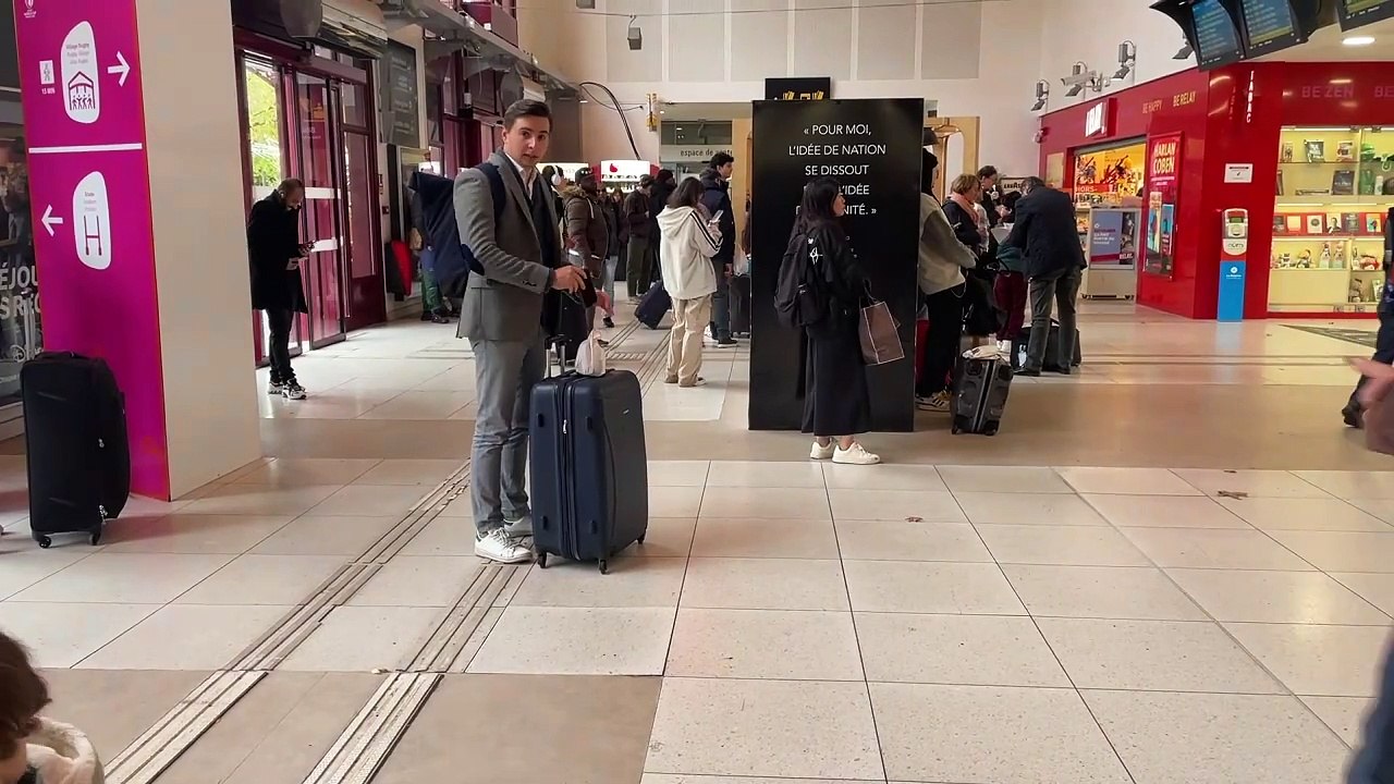 Plus de trains entre Saint-Etienne et Lyon : "Je suis obligé de prendre un blablacar"