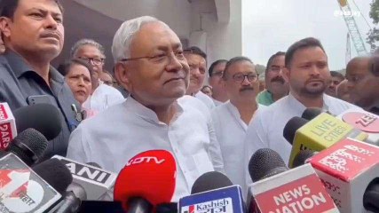 शिक्षक भर्ती पर नहीं थमा क्रेडिट वॉर! राजद ने कहा- आज तक नही हुई इतनी बड़ी बहाली