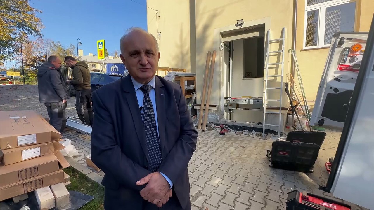 Ropa - winda dla niepełnosprawnych w szkole