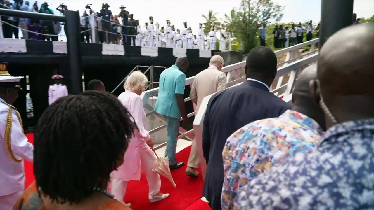 King and Queen set sail to watch Kenya Marines in action