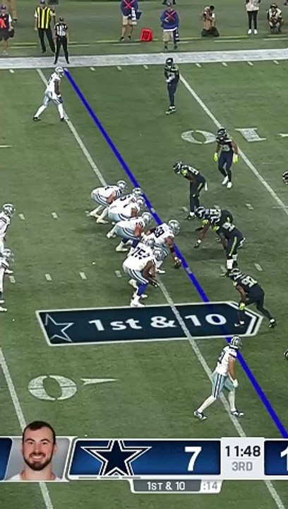 deuce-vaughn-rushes-for-a-14-yard-touchdown-vs-seattle-seahawks-1080-ytshorts.savetube.me