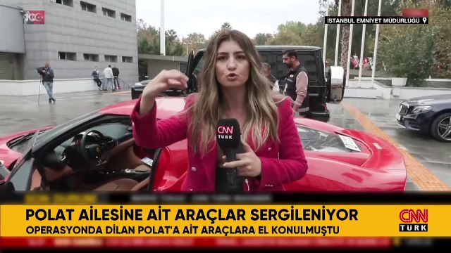 Dilan ve Engin Polat çiftinin araçları emniyetin önünde sergileniyor