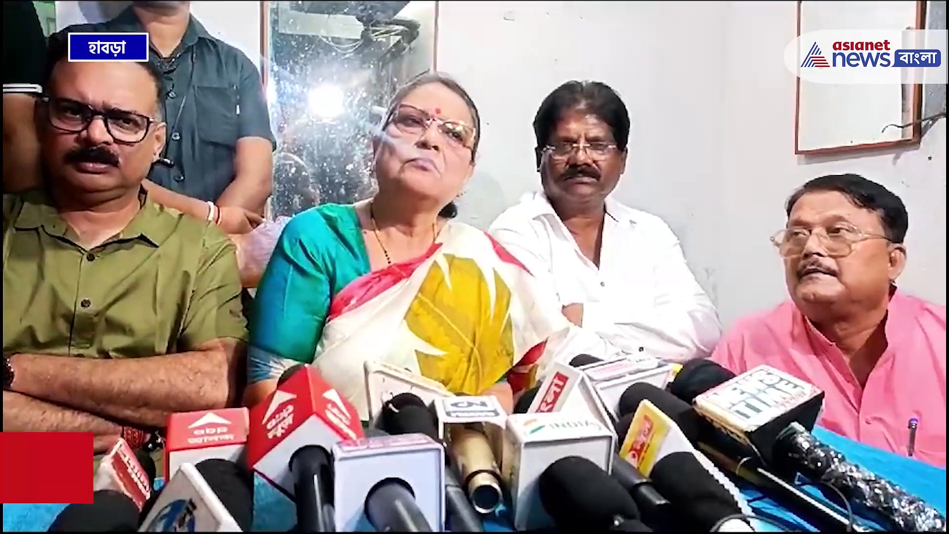 রেশন দুর্নীতি : শুভেন্দুর বিরুদ্ধে ১০০ কোটি টাকার মানহানি মামলার হুমকি কাকলি ঘোষ দস্তিদারের