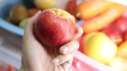 Should You Refrigerate Apples to Keep Them Fresh? Here's What the Experts Say