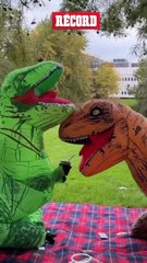 Santi Giménez y su novia luciéndose con sus disfraces  #hallowen #diademuertos #santigimenez