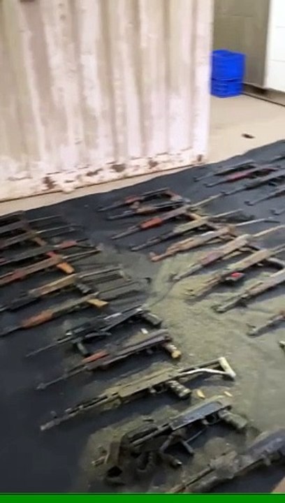 Les armes récupérés par Tsahal après l'attaque du Hamas le 7 octobre