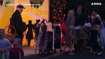 Halloween alla Casa Bianca, Blinken veste il figlio da Zelensky