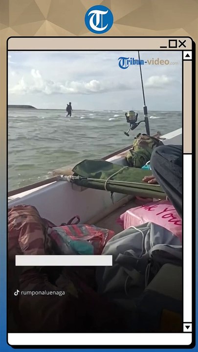 Viral Video Penampakan Pria Dianggap Bisa Berjalan di Atas Air di Pantai Alue Naga, Begini Faktanya