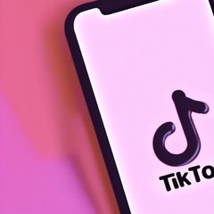 Les réseaux sociaux provoquent des complexes chez un quart des jeunes selon une étude sur TikTok !