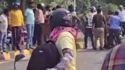 लखनऊः तेज रफ्तार कार ने स्कूटी सवार महिला को मारी टक्कर, एक बच्चे की हुई मौत