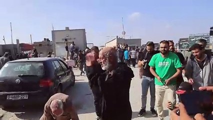 إسرائيل تعيد "آلاف" العمال الفلسطينيين إلى غزة بعد طردهم
