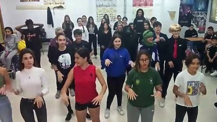 Vídeo baile de Halloween 2º de ESO (BLOODY MARY, de LADY GAGA, serie "Miércoles Addams")