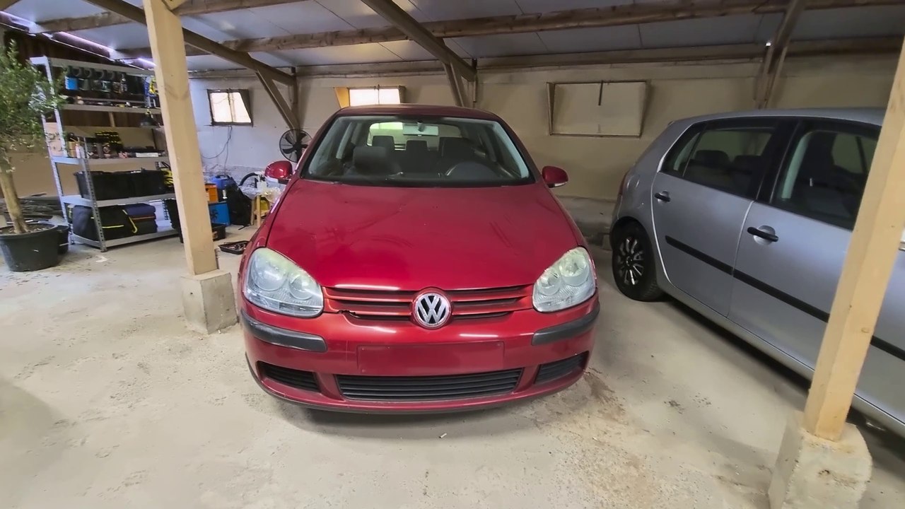 Fault Code P0627 - How to Change Fuel Pump on 2004 Volkswagen Golf 5 - DIY Step by Step Tutorial