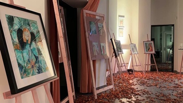 Wernisaż wystawy Sylwii Dudaczyk Anioły naszych czasów w Janowcu Wielkopolskim