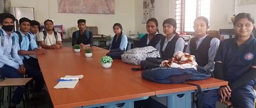 क्षेत्र में विकास करने वाला हो हमारा जनप्रतिनिधि, उच्च शिक्षा के साथ रोजगार के अवसर मिले