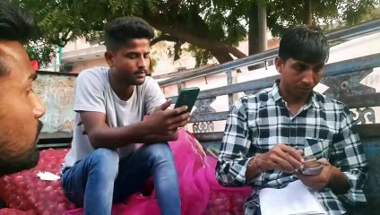 जानिए कौनसे शहर में मिल रही है सस्ती प्याज, देखे वीडियो