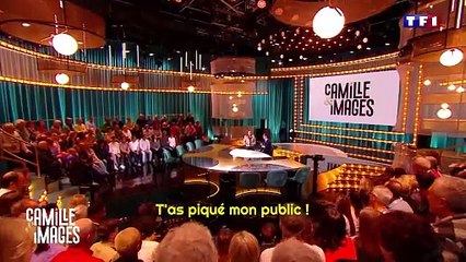 Camille Combal sur le plateau de "Quelle époque !" pour lancer sa nouvelle hebdomadaire.