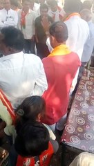 Watch VIDEO: The villagers scolded the candidate