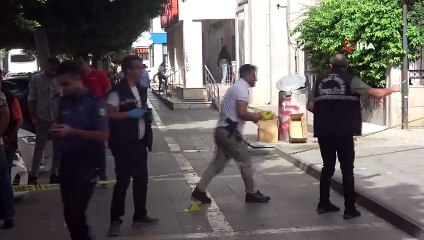 Adana'da Silahlı saldırıda yaralandı, bankaya sığındı