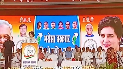 नामांकन रैली में शक्ति प्रदर्शन