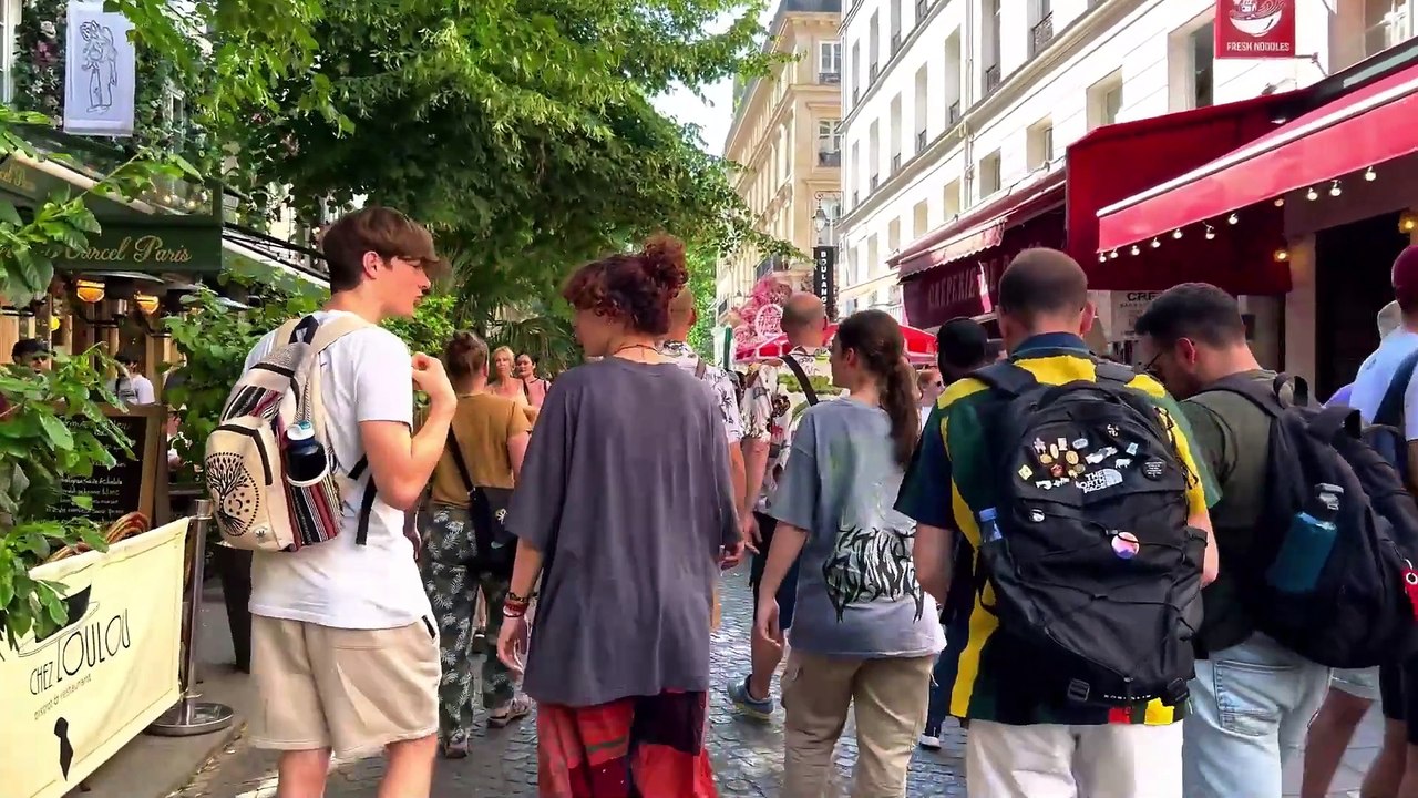 Paris’s Rue Lambito, Market District and Rue Montguerre in the summer heat