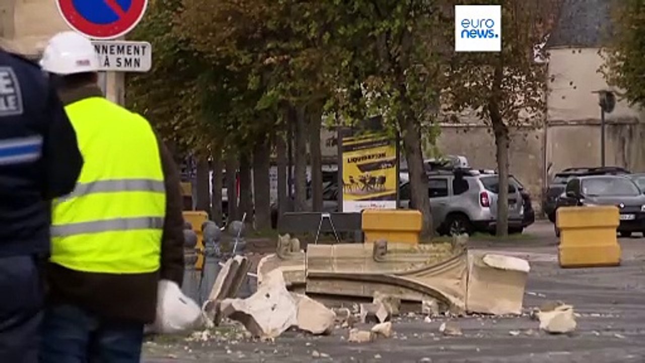 La Tempête Ciaran Fait Au Moins 16 Morts Et Perturbe Les Transports En ...