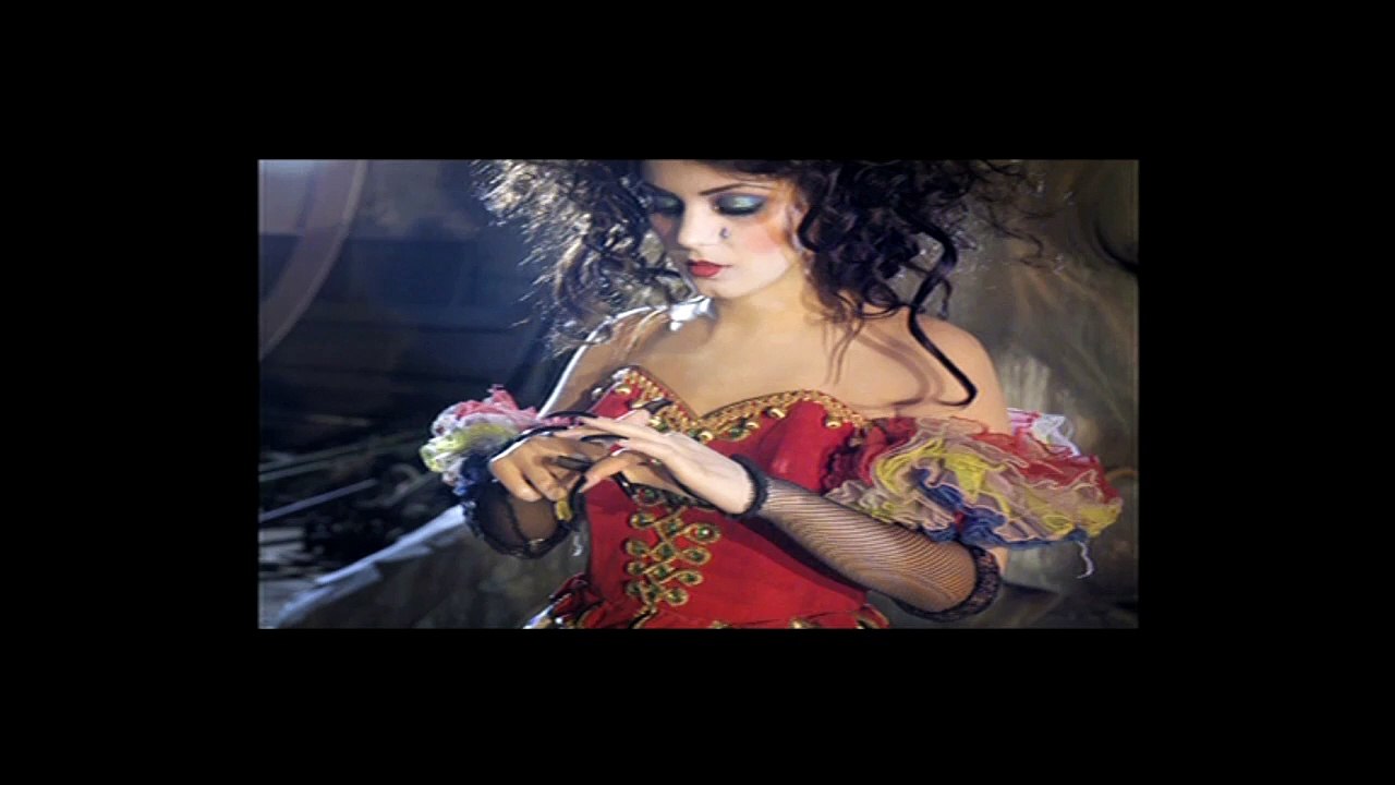KATIE MELUA — Stills By Jo de Banzie (During It's Only Pain Video Shoot) | Extras | Katie Melua - Concert Under the Sea