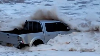 Sea spits mangled 4x4 truck out onto Devon beach amid fierce Storm Ciarán waves