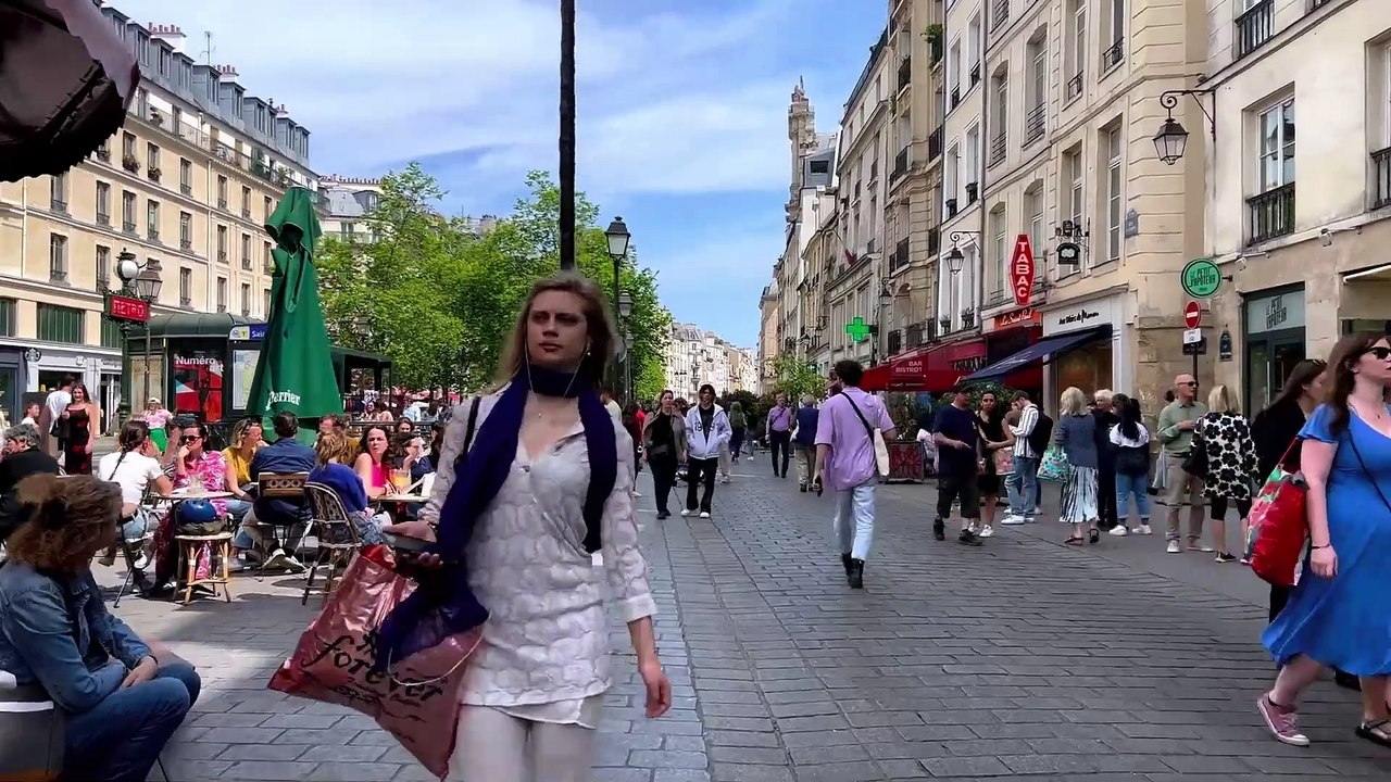 Rue Saint-Antoine, Place de la Bastille and suburban street Saint-Antoine in Paris