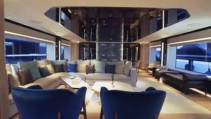 يخت Tankoa يحتوي على شاشة سينمائية ضخمة لمشاهدة الأفلام أثناء السباحة