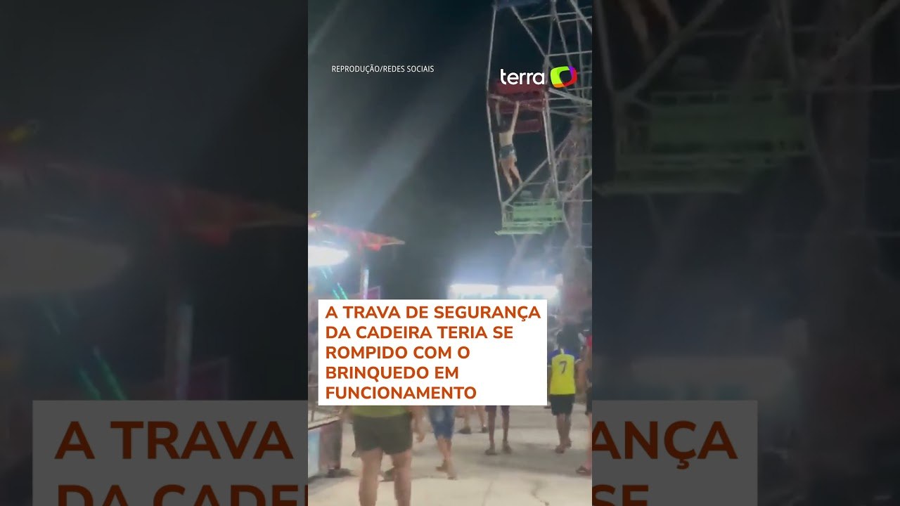 Jovem fica pendurada e despenca de roda gigante...
